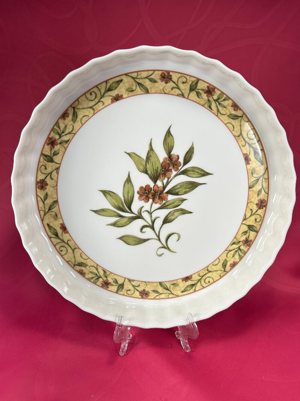 Royal Doulton everyday TC1217 Cinnabar large quiche dish